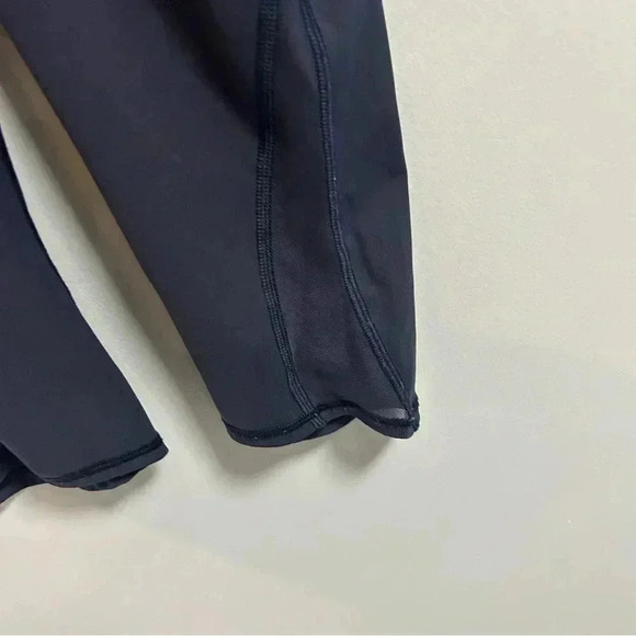 Lululemon Train Times Crops - Picture 9 of 11